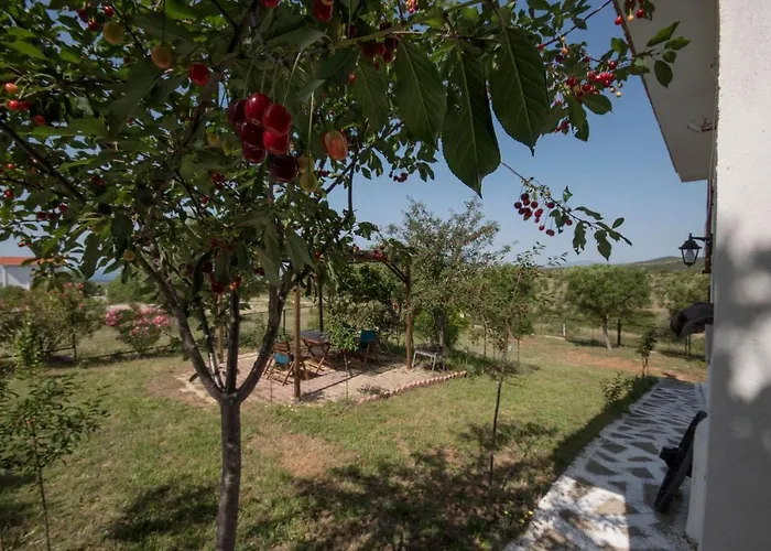 Hébergement de vacances Gerakini Detached House With Panoramic Sea Views *