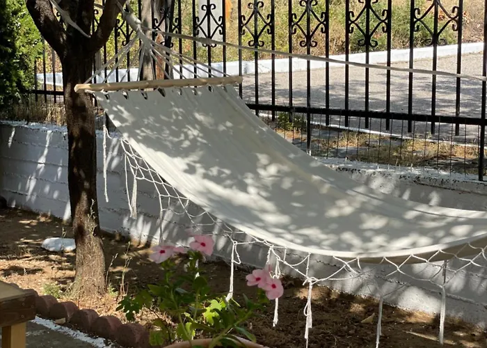 Gerakini Detached House With Panoramic Sea Views Hébergement de vacances Polýgyros