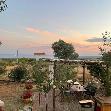 別荘 Gerakini Detached House With Panoramic Sea Views Polýgyros