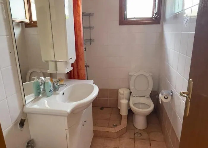 Gerakini Detached House With Panoramic Sea Views *