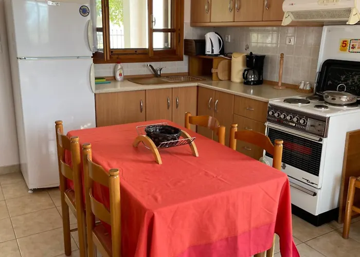 Gerakini Detached House With Panoramic Sea Views *