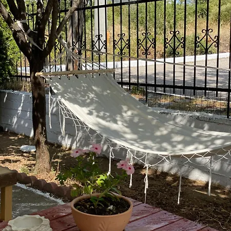 Gerakini Detached House With Panoramic Sea Views בית נופש Polýgyros