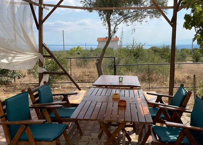 度假居 Gerakini Detached House With Panoramic Sea Views *
